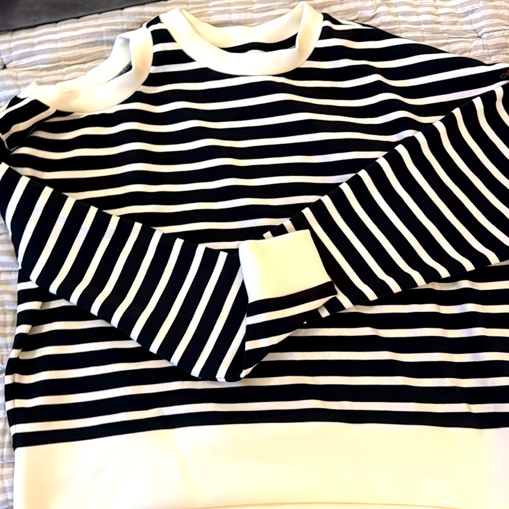 Spanx Air Essentials cold shoulder top